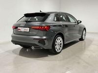 Usado Audi A3 Ambiente 150 CV (110 kW) 2023 Gris Berlina
