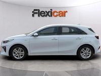 Usado Kia Ceed 120 CV (88 kW) 2021 Blanco Utilitario