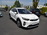 Usado Kia Stonic 100 CV (73 kW) 2022 Blanco SUV