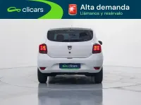 Usado Dacia Sandero Comfort 90 CV (66 kW) 2019 Blanco Berlina