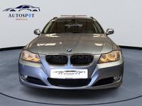 Usado BMW 318 143 CV (105 kW) 2010 Azul Familiar