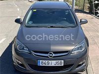 Usado Opel Astra Excellence 136 CV (100 kW) 2016 Gris / plata Familiar