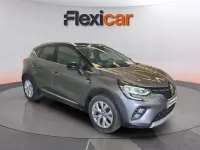 Usado Renault Captur Zen 90 CV (66 kW) 2022 Gris SUV