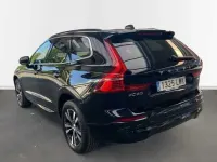 Usado Volvo XC60 Momentum 197 CV (144 kW) 2022 Negro SUV