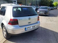 Usado VW Golf IV Highline 116 CV (85 kW) 2000 Gris Utilitario