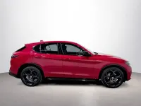 Usado Alfa Romeo Stelvio Veloce 212 CV (155 kW) 2023 Rojo SUV