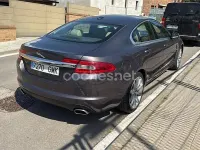 Usado Jaguar XF Premium Luxury 207 CV (152 kW) 2009 Violeta / lila Berlina