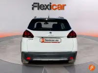 Usado Peugeot 2008 Active 99 CV (72 kW) 2019 Blanco SUV