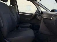 Usado Opel Meriva Cosmo 99 CV (72 kW) 2009 Negro Monovolumen