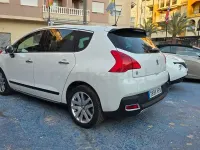 Usado Peugeot 3008 200 CV (147 kW) 2013 Blanco Familiar