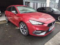 Usado Seat Leon FR 150 CV (110 kW) 2021 Granate Familiar