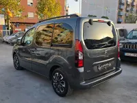 Usado Citroën Berlingo XTR 100 CV (73 kW) 2015 Gris / plata Monovolumen