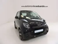 Usado Smart ForTwo Electric Drive Pure 60 kW (82 CV) 2020 Negro Coupe