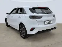 Usado Kia Ceed Edition 7 101 CV (74 kW) 2025 Blanco Utilitario