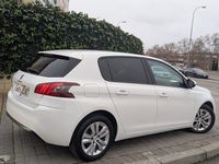 Usado Peugeot 308 Allure 130 CV (95 kW) 2021 Blanco Berlina