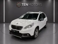 Usado Peugeot 2008 Active 110 CV (80 kW) 2016 Blanco SUV