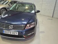 Usado VW Passat Highline 177 CV (130 kW) 2014 Azul Familiar