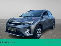 Usado Kia Stonic 84 CV (61 kW) 2023 Gris SUV