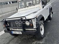 Usado Land Rover Defender 122 CV (89 kW) 2003 Blanco Familiar