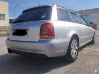 Usado Audi A4 110 CV (80 kW) 1997 Gris / plata Familiar