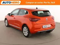 Usado Renault Clio Zen 100 CV (73 kW) 2020 Naranja Utilitario