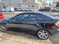 Usado Mercedes C180 Sport Edition 143 CV (105 kW) 2005 Azul Berlina