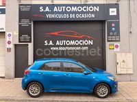 Usado Kia Rio 84 CV (61 kW) 2023 Azul Berlina