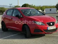 Usado Seat Ibiza Reference 90 CV (66 kW) 2010 Rojo Berlina