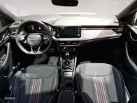 Usado Skoda Kamiq Monte Carlo 150 CV (110 kW) 2025 Rojo SUV