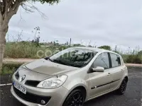 Usado Renault Clio II Expression 100 CV (73 kW) 2008 Beige Berlina