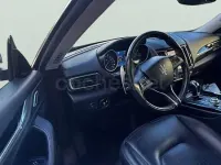 Usado Maserati Levante 275 CV (202 kW) 2018 Gris / plata SUV