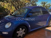 Usado VW New Beetle 115 CV (84 kW) 2000 Azul Utilitario