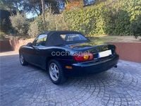 Usado Mazda MX5 140 CV (102 kW) 1998 Verde Descapotable