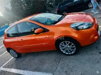 Usado Renault Clio II Dynamique 85 CV (62 kW) 2009 Naranja Berlina