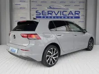 Usado VW Golf VIII 110 CV (80 kW) 2024 Gris / plata Berlina