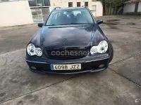 Usado Mercedes C32 AMG AMG 354 CV (260 kW) 2001 Violeta / lila Familiar