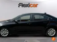 Usado Toyota Corolla 125 CV (91 kW) 2023 Negro Berlina