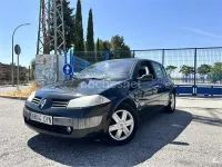 Usado Renault Mégane Privilege 98 CV (72 kW) 2004 Negro Berlina