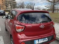 Usado Hyundai i10 87 CV (63 kW) 2017 Rojo Utilitario