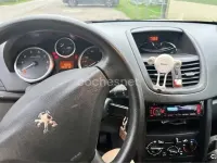 Usado Peugeot 207 75 CV (55 kW) 2008 Gris / plata Berlina
