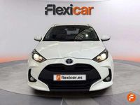 Usado Toyota Yaris Hybrid Active 116 CV (85 kW) 2023 Blanco Utilitario