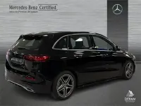 Usado Mercedes B200 150 CV (110 kW) 2024 Negro Utilitario