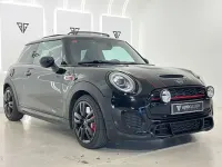Usado Mini John Cooper Works 231 CV (169 kW) 2018 Negro Utilitario