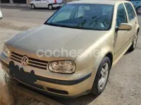 Usado VW Golf IV Conceptline 110 CV (80 kW) 2003 Beige Berlina