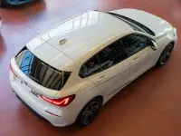Usado BMW 116 Shadowline 116 CV (85 kW) 2021 Blanco Utilitario