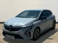 Usado Renault Clio Techno 90 CV (66 kW) 2024 Gris Utilitario