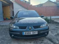 Usado Renault Laguna II Dynamique 120 CV (88 kW) 2005 Gris / plata Berlina