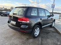 Usado VW Touareg R 174 CV (127 kW) 2004 Negro SUV