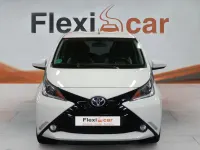 Usado Toyota Aygo X-cite 69 CV (50 kW) 2018 Blanco Utilitario