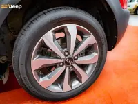 Usado Kia Stonic 100 CV (73 kW) 2021 Granate SUV